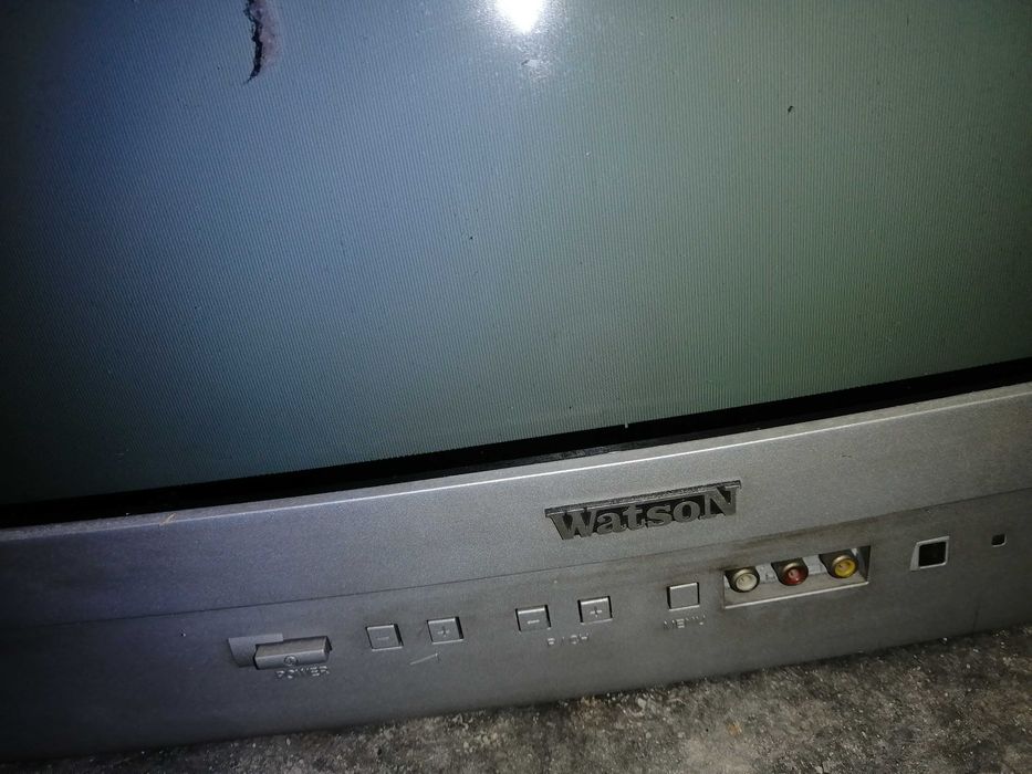 Продавам телевизор