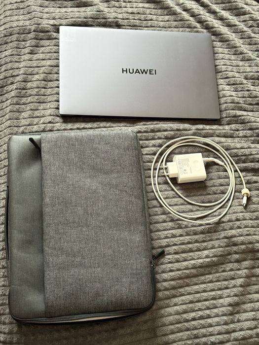 Huawei Matebook D16