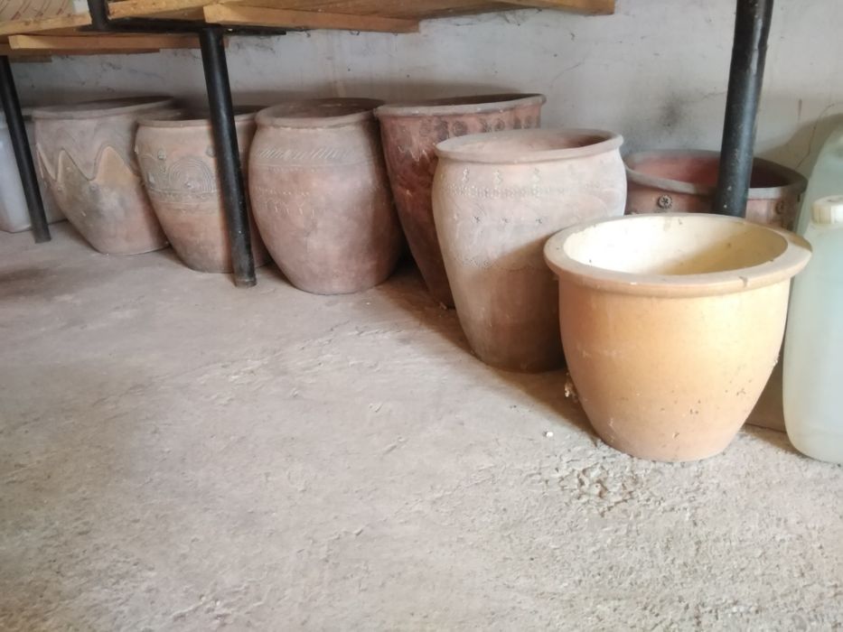 Цветочные горшки