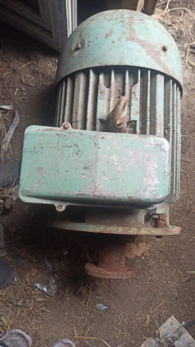 Продам двигатель 22 кВт