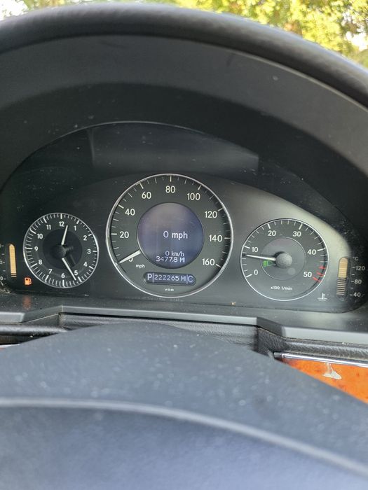 MERCEDES-BENZ E-Class 2004 — imagine 5