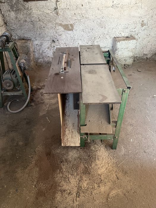 Продается фуговальный станок по дереву