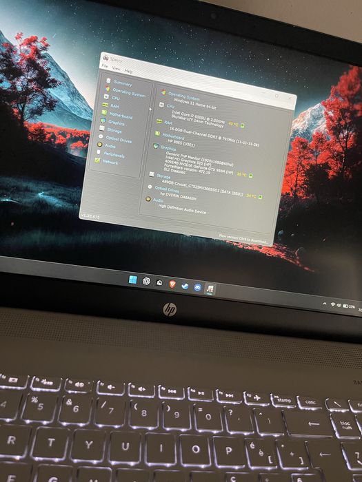 Vând Laptop HP Envy i7-6500