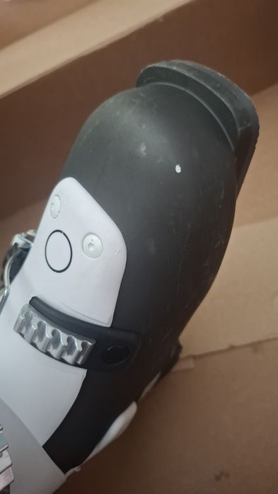 Горнолыжные ботинки