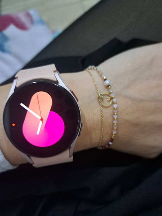 Ceas Samsung  smartwatch 5 cu incarcator