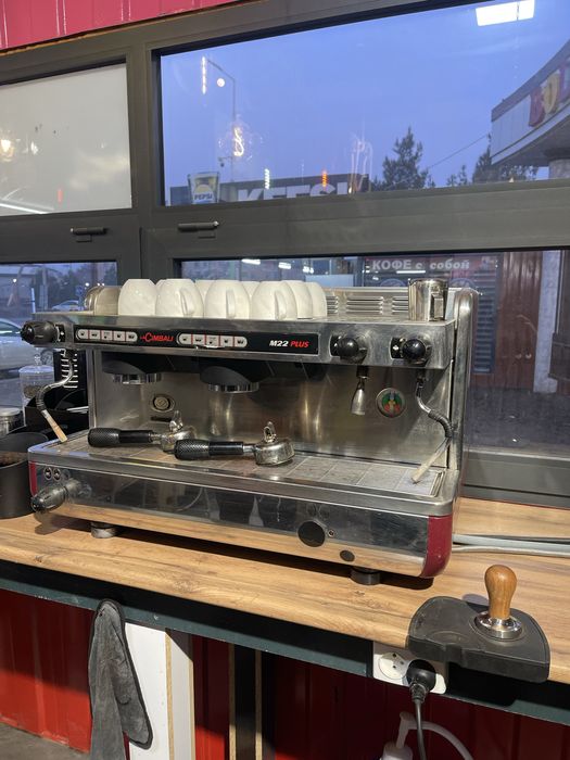 Kofe aparat, kofe molka tayyor biznes sotiladi