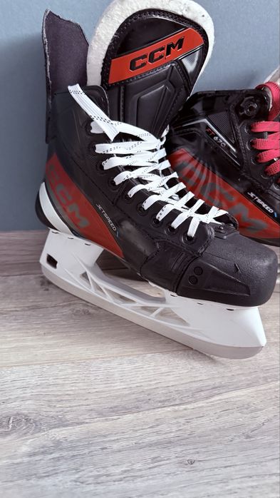 Продам коньки.