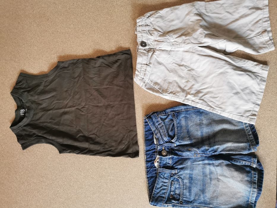 Pantaloni scurți fetita 116( 5 ani)