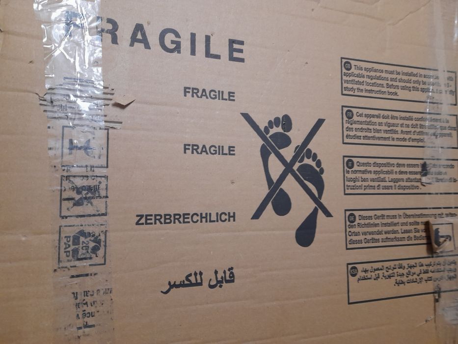 Plită incorporabila pe gaz cu aprindere electrică