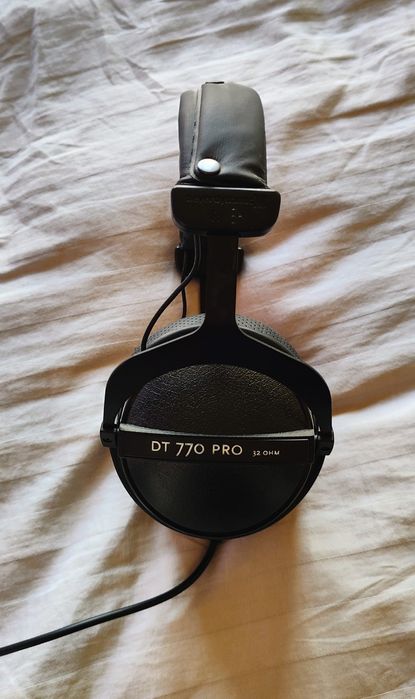 Beyerdynamic DT 770 PRO 32 ohm + калъф