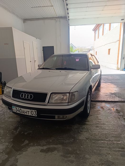 Продам Ауди 100 С4