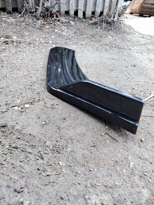 Продам сплиттера накладки на бампера