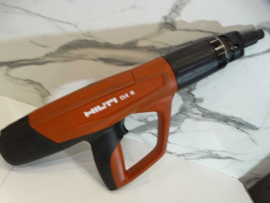 Hilti DX 5 - F10 - Уред за директен монтаж на шпилки