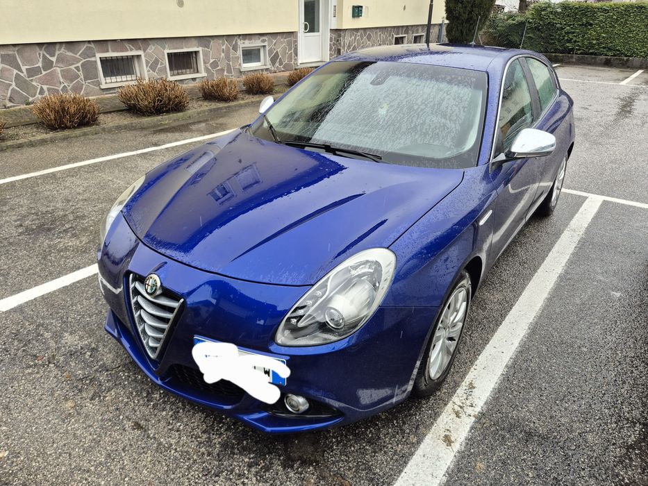 Se vinde Alfa Romeo Giulieta