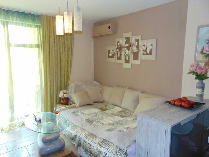 Дава се под наем Двустаен апартамент в с. Равда, Област Бургас - 70 кв.м за 4500 € - Снимка #2