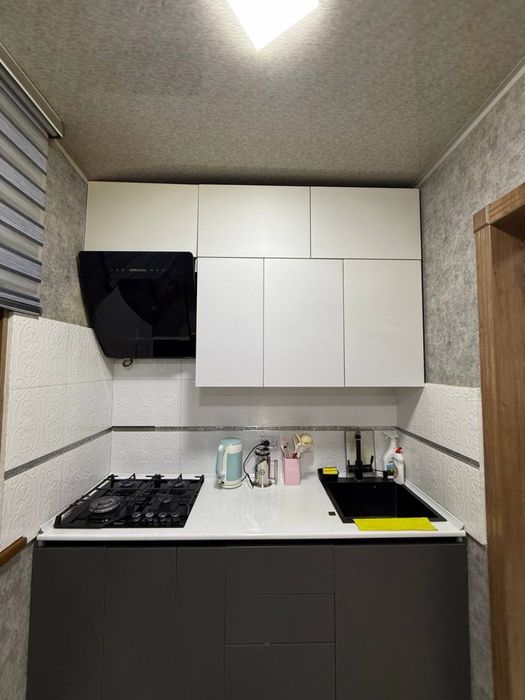 Мебели качественные кухня и спальная