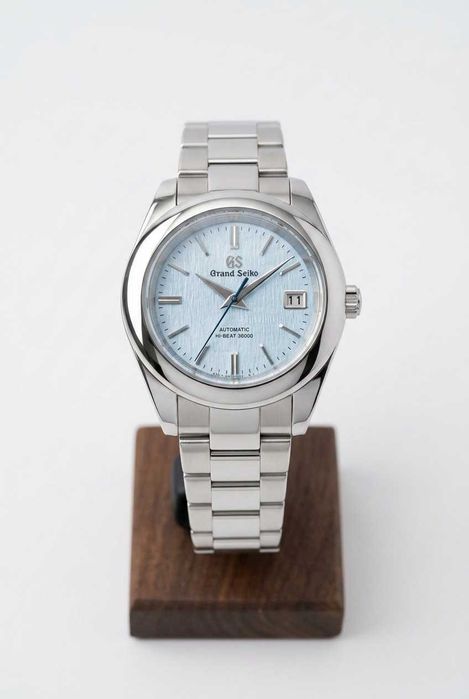 Нови часовници Seiko custom mod
