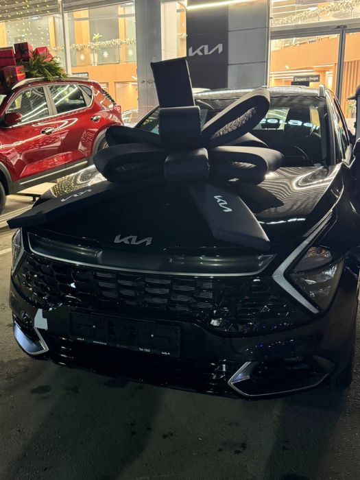 Kia Sportage черний 2024 срочна продаеться