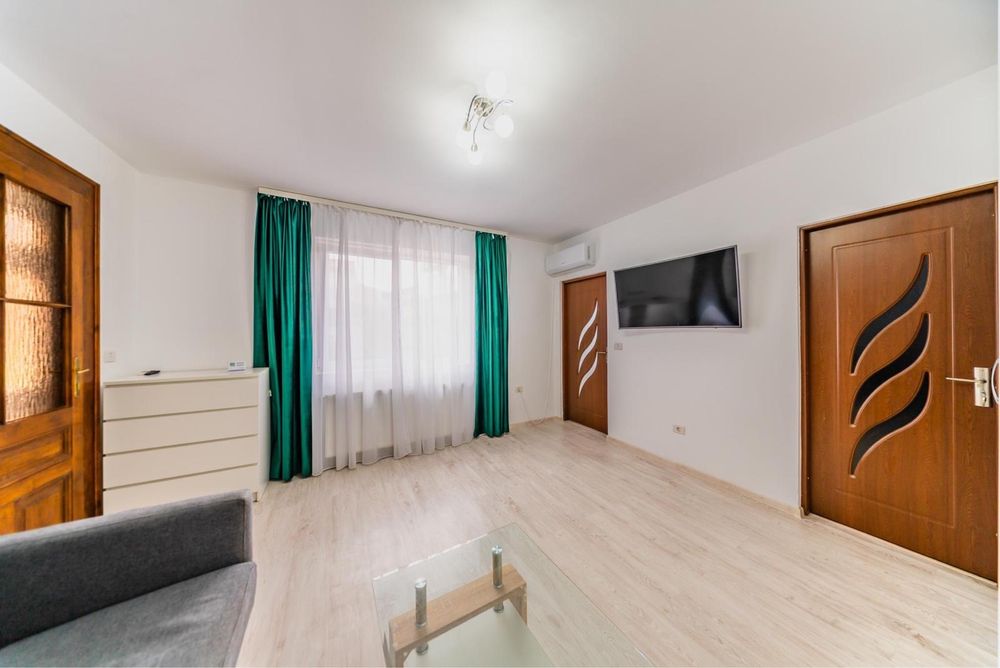 Proprietar vand / schimb apartament 2 camere, renovat si mobilat