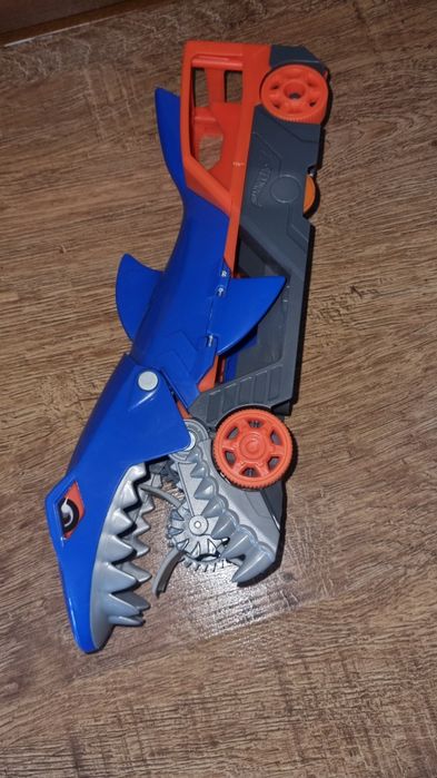 Hot wheels masina "aspirator"