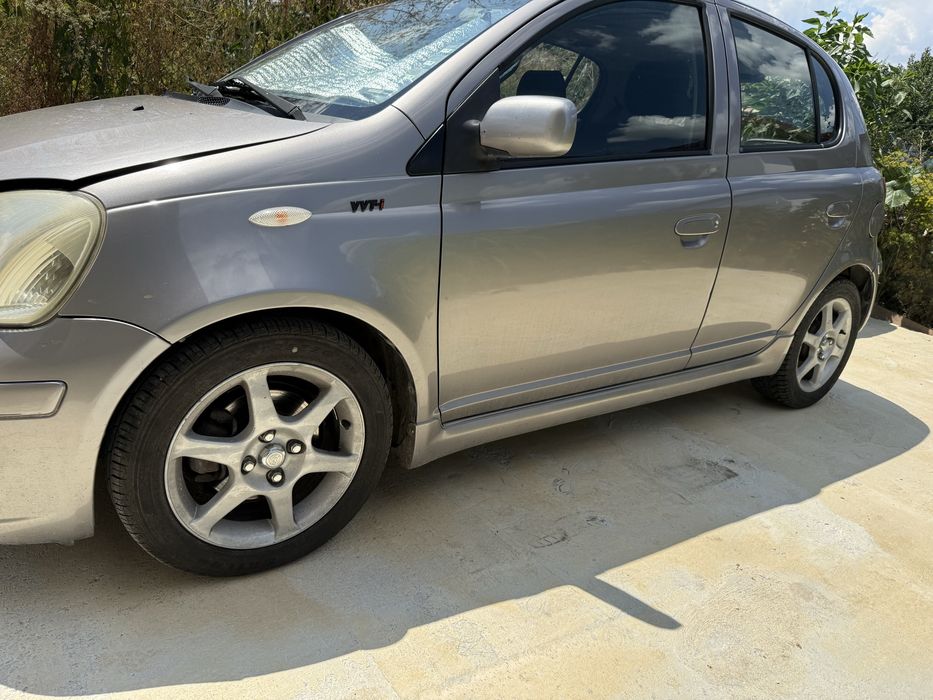 Toyota yaris 1.5 TS sport 2004 на части