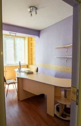 Дава се под наем Офис в София, Център - 60 кв.м за 550 € - Снимка #3