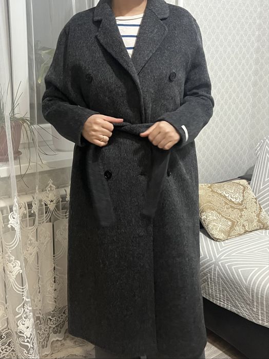 Продам пальто новый