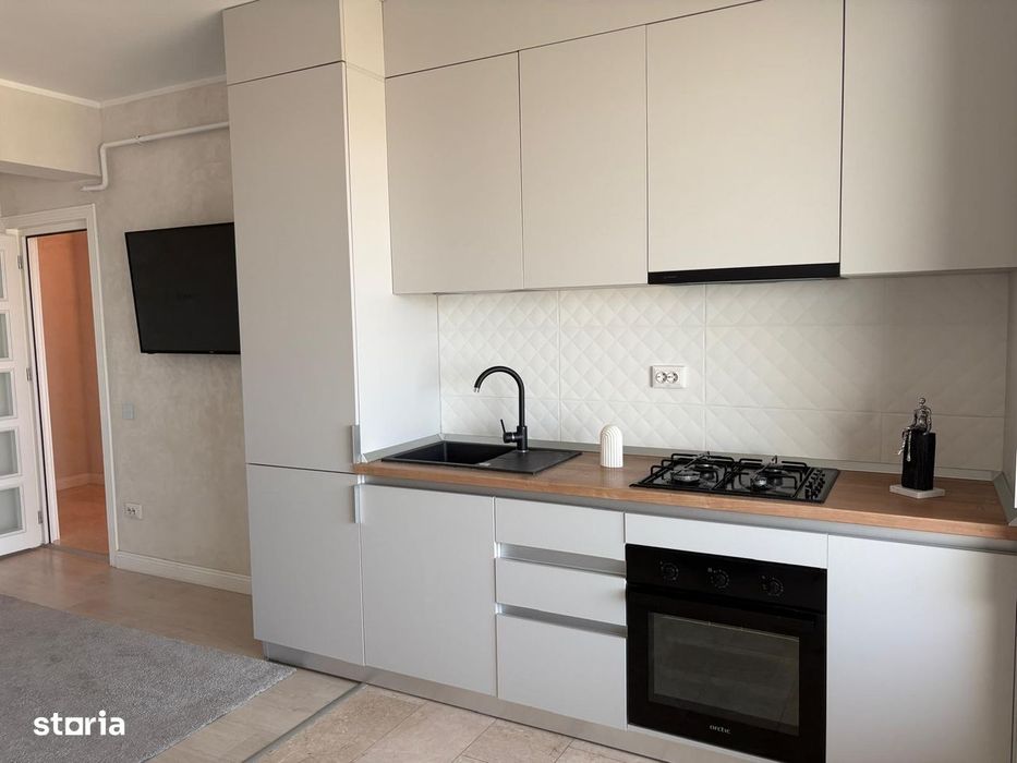 De inchiriat apartament 2 camere, Royal Town Copou