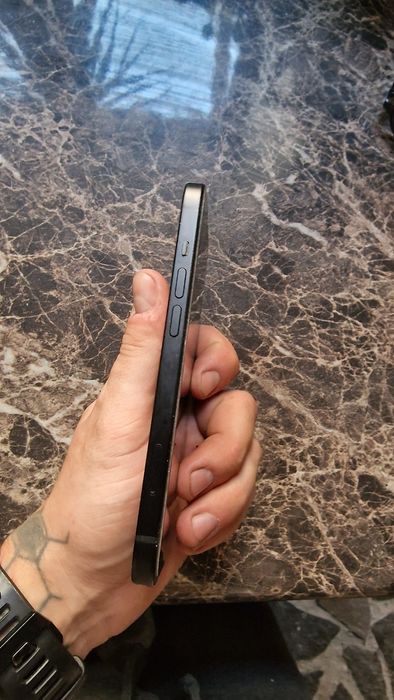 Iphone 15 pentru piese