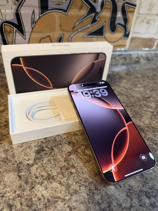 Iphone 16 pro max 512 Gold