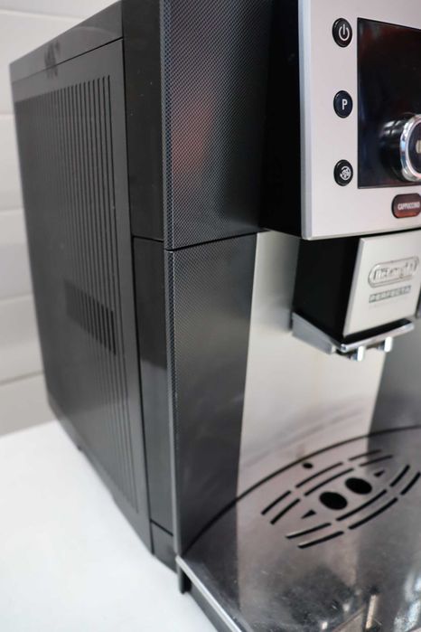 Delonghi ESAM5500B Perfecta Автоматична кафемашина За Еспресо С Функция За Капучино