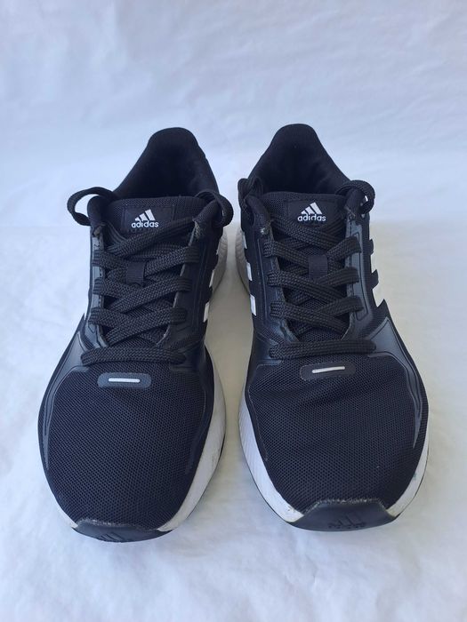 Продавам маратонки Адидас Adidas