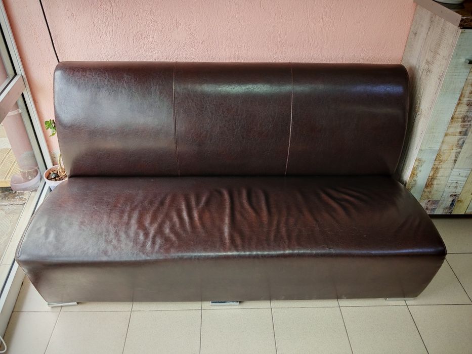 НАМАЛЕНИЕ: Диван 3-ка, в добро състояние.