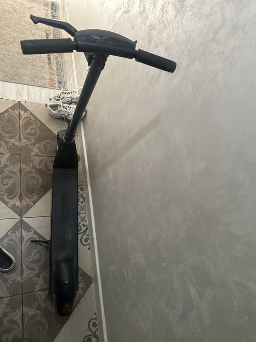 Электросамокат Neoline T28