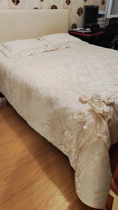 Луксозно  покривало за спалня