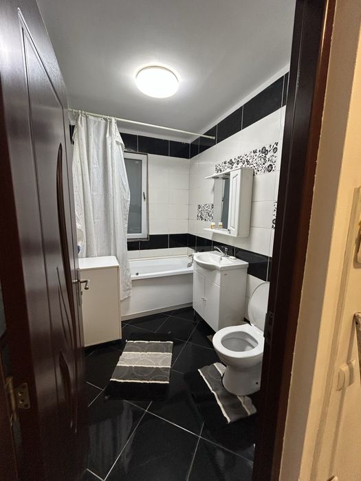 Vanzare apartament 2 camere decomandat cu gradina