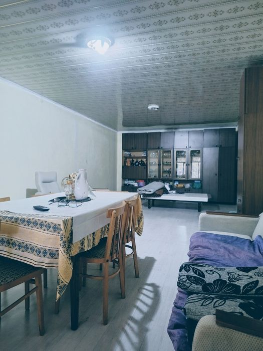 Продаётся дом в городе Шымкенте Абайский район.