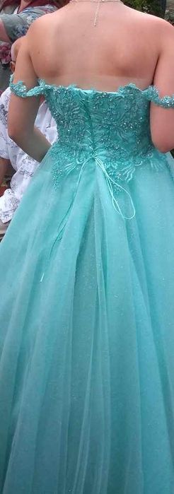 Бална рокля нова