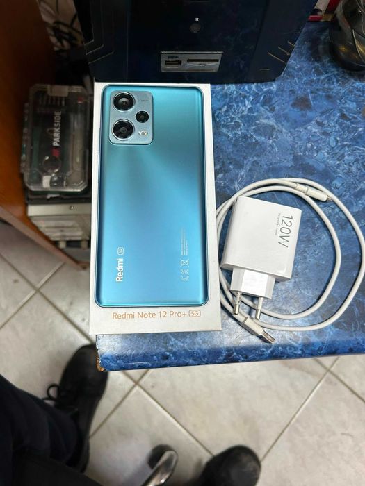 Redmi Note 12 Pro+. Cu 5G și 8GB RAM
