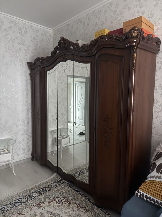 Мебельный гарнитур продам