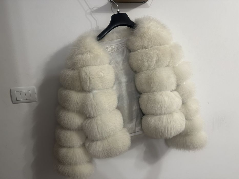 Blana naturala, purtata