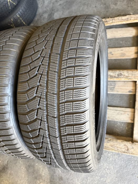 2 anvelope iarna 235/50/18 , Hankook , 6.7 mm !