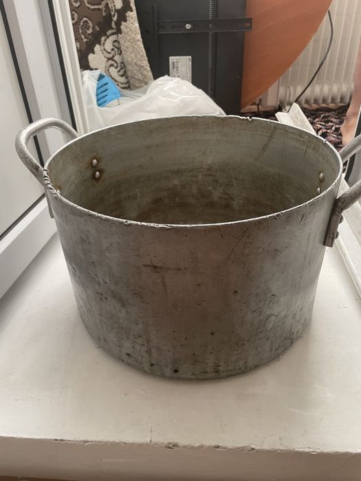 Алюминиевый бак