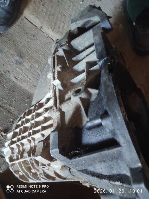 Cutie de viteza Ford focus2