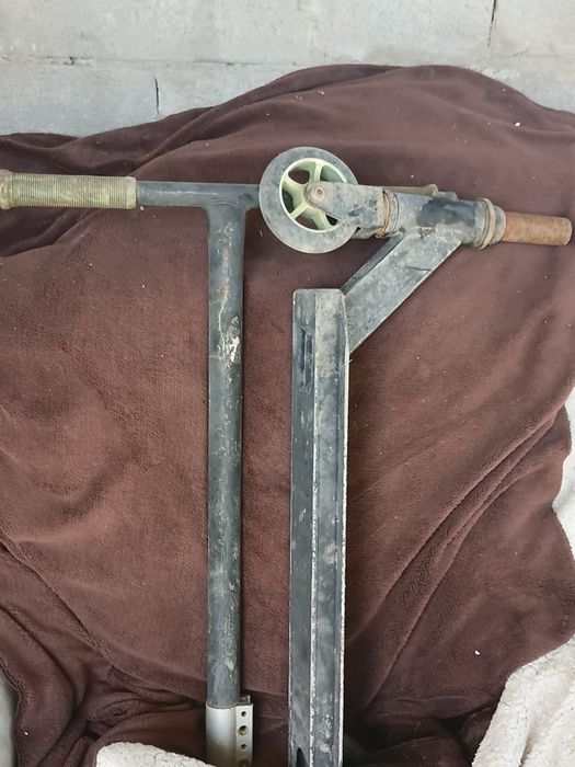 Продам детский велик и сломаный самакат