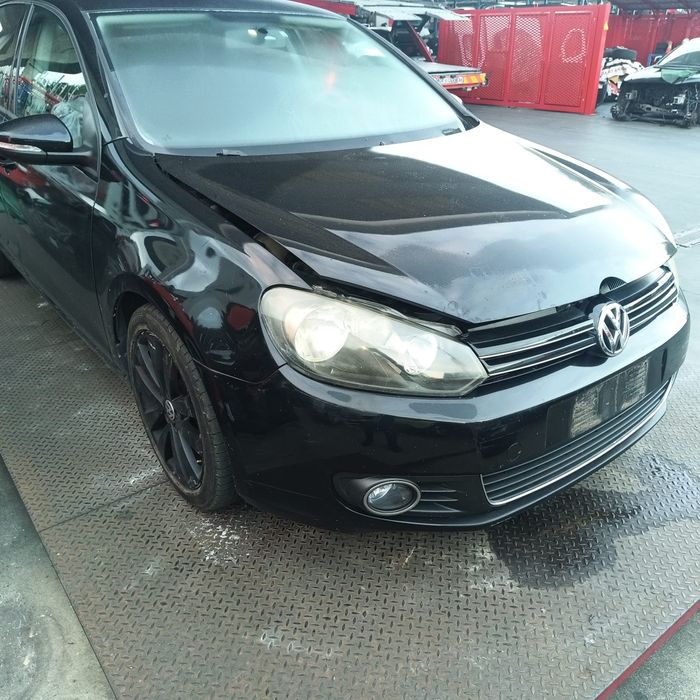 Dezmembrez vw golf 6