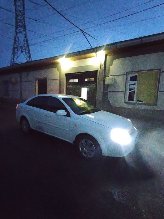 Лассети сотилади 2013
