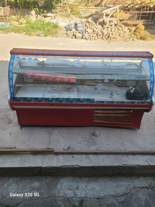 xaladelnik 2 dona 2 xil razmer Kota sal kichkina  2 kalasi 500$kelsham