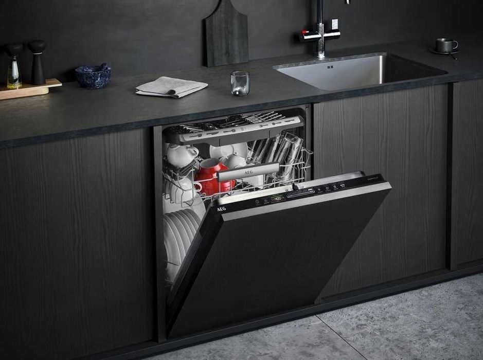 Съдомиялна за пълно вграждане AEG FSE7672AP 60см.