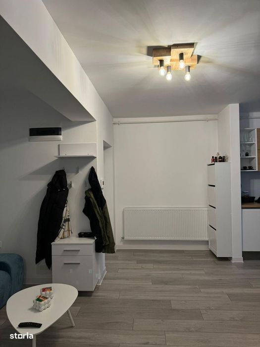 Apartament 3 camere bloc nou et 8